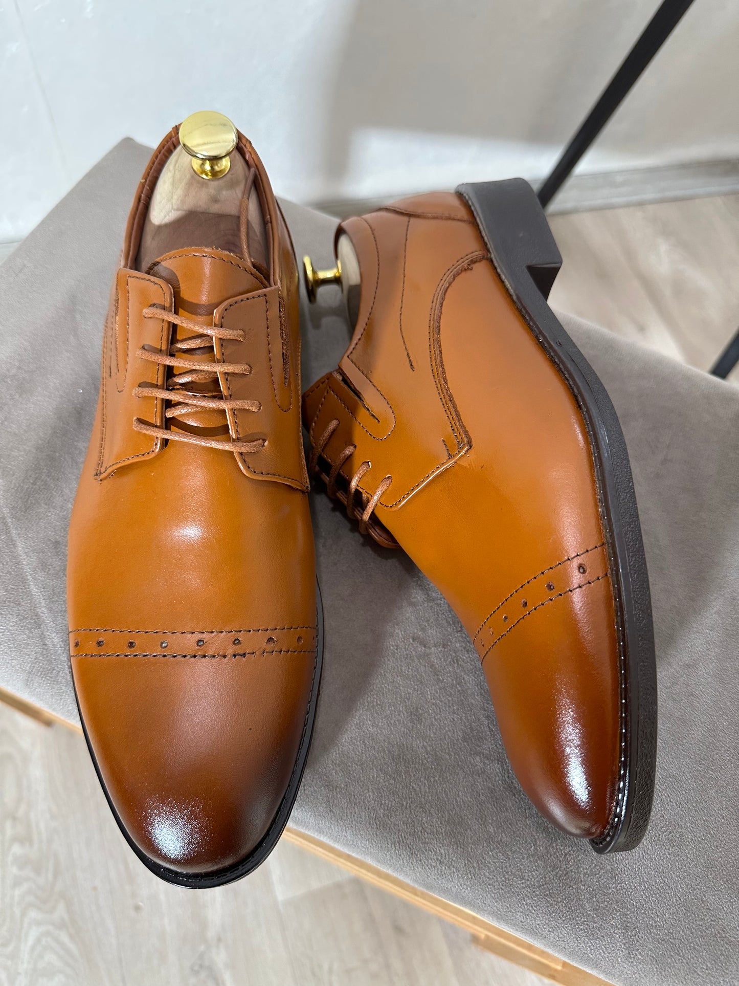 Chaussure Derby MORESQUE en cuir véritable