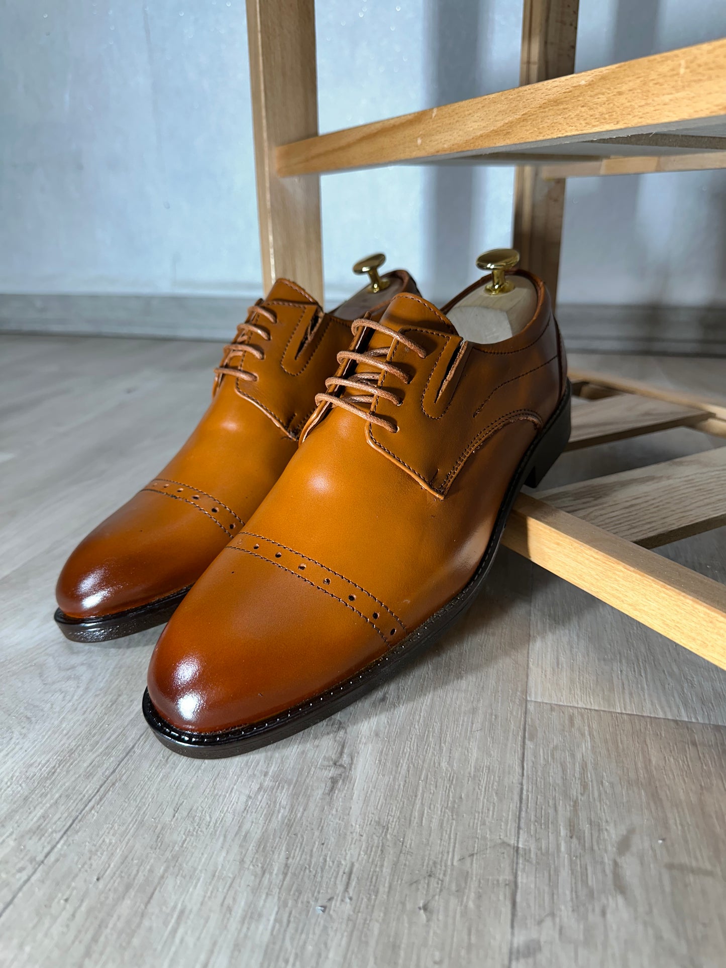 Chaussure Derby MORESQUE en cuir véritable