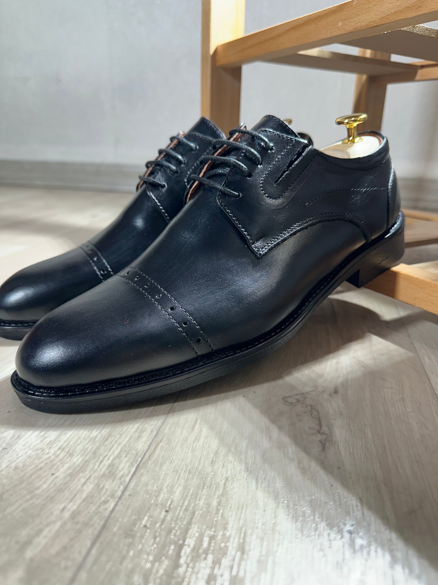Chaussure Derby MORESQUE en cuir véritable